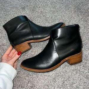 Soludos “The Venetian Bootie”; Black; Women’s 7.5; Genuine leather!